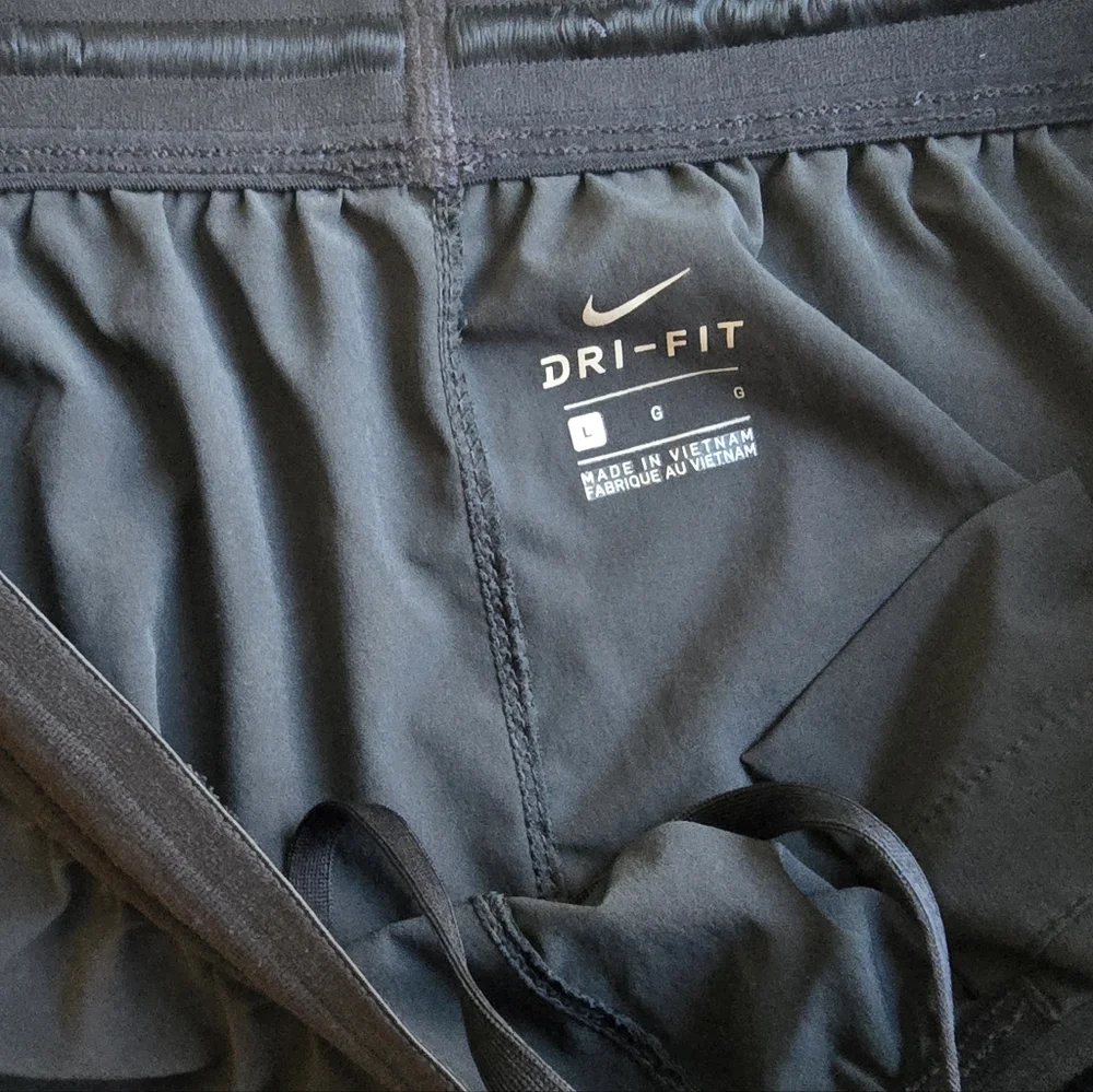 Nike Black Jogger Lightweight Sweatpants with Elastic Cuffs Large - Picture 2 of 6
